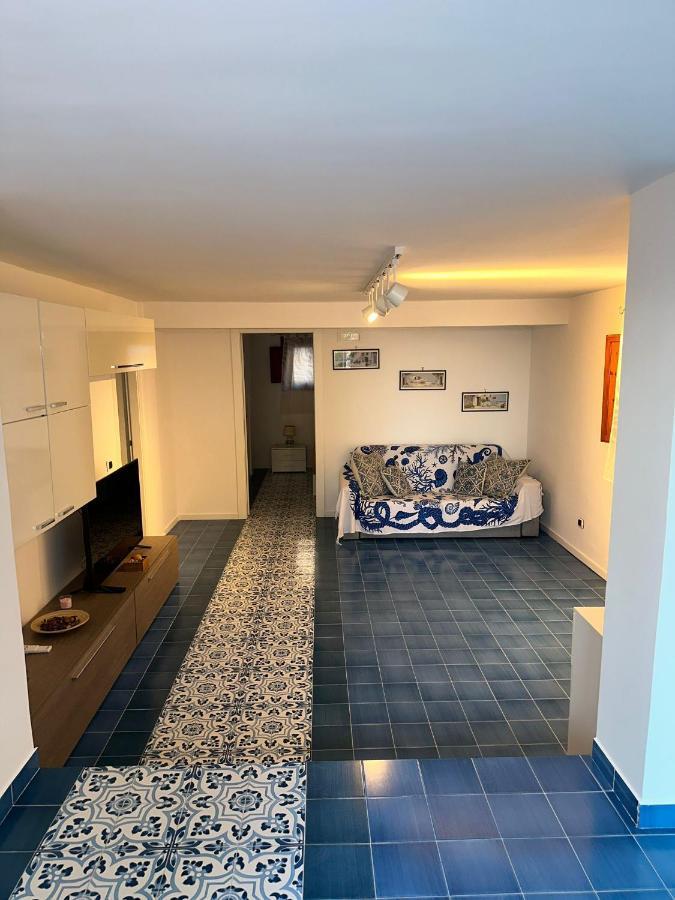 Il Viandante Sul Mare Apartment Salerno Luaran gambar