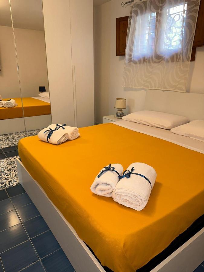 Il Viandante Sul Mare Apartment Salerno Luaran gambar