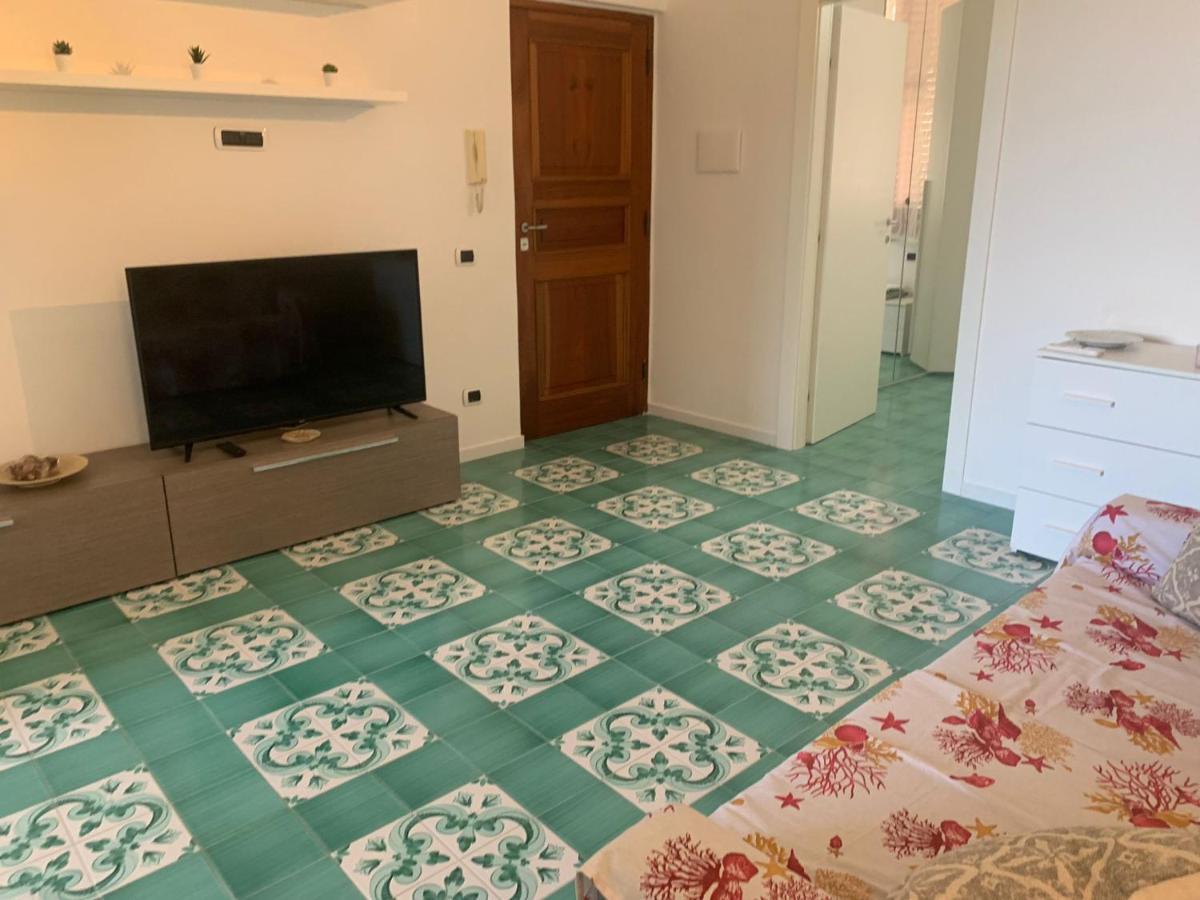 Il Viandante Sul Mare Apartment Salerno Luaran gambar